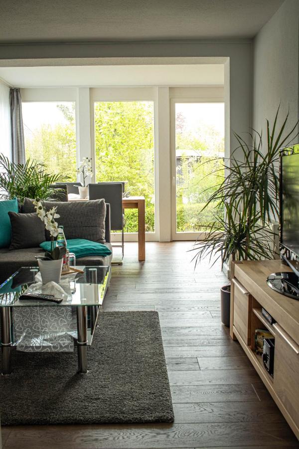 Ferienwohnung Am Schlosspark Ebersdorf  Bagian luar foto
